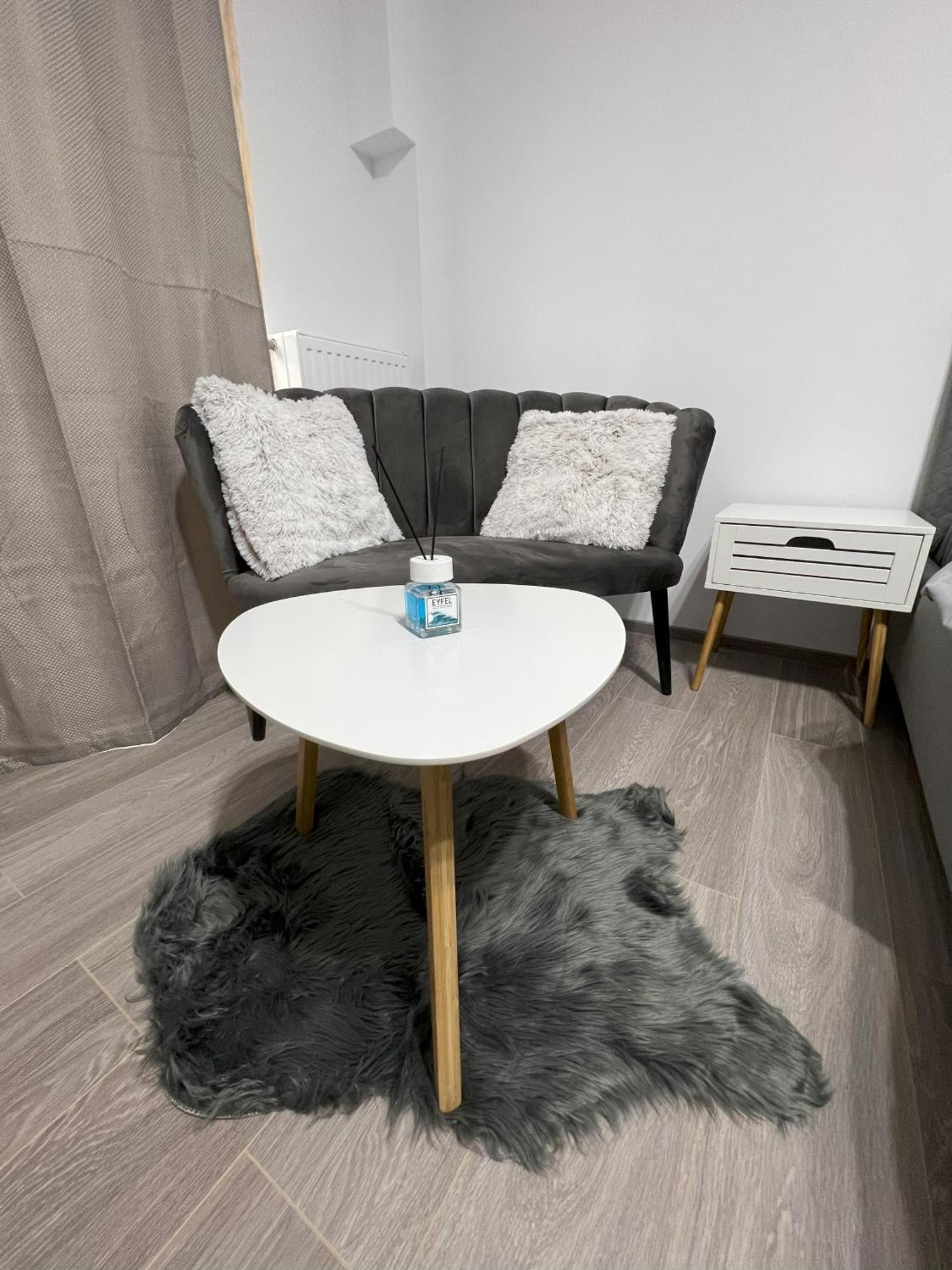 Refined Studio Haven At Exigent Plaza - 08 บูคาเรสต์ ภายนอก รูปภาพ